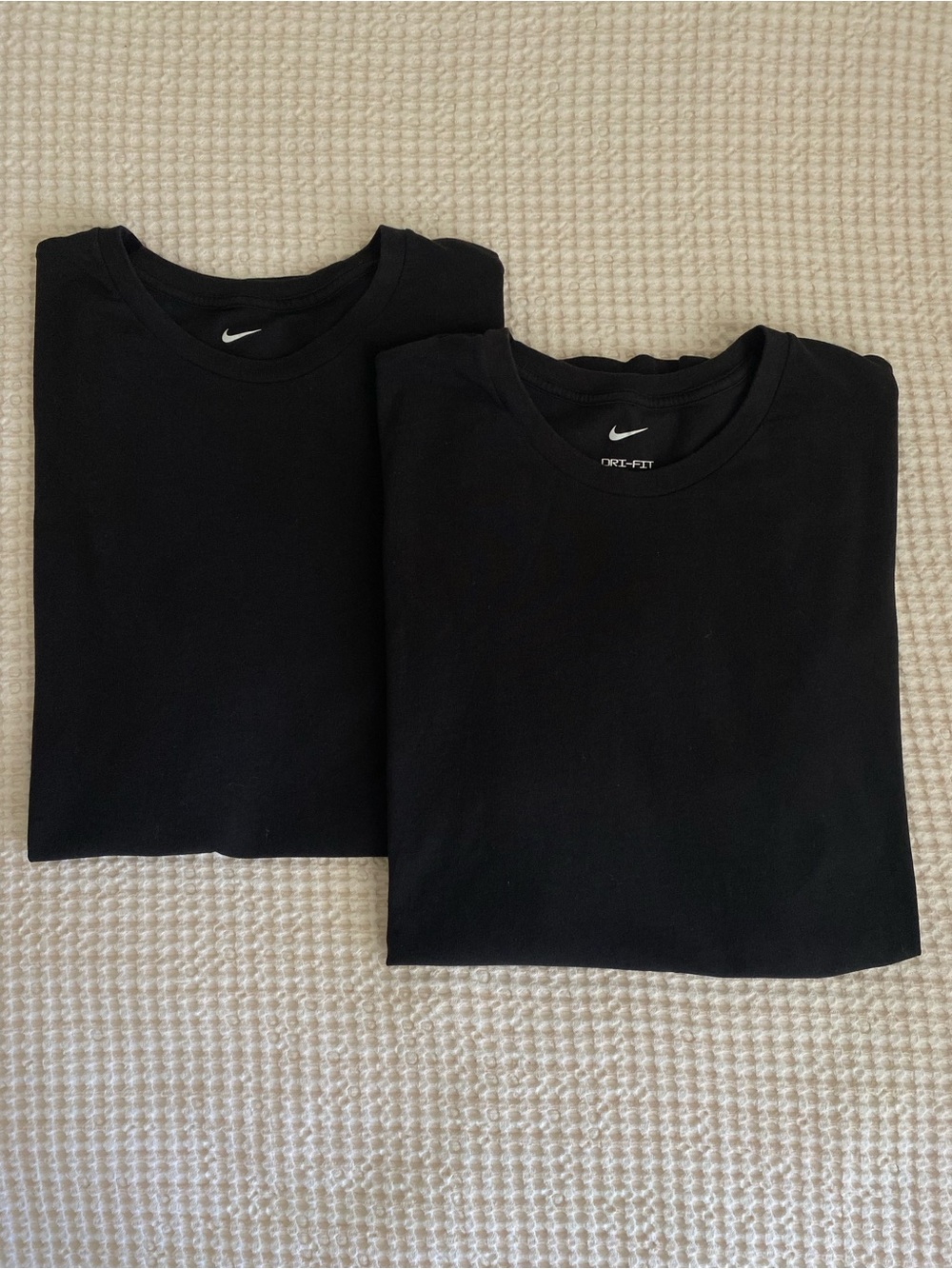 NIKE Dri-Fit (2) Cotton-Blend Crewneck Short Sleeve T-shirts in Black - M
